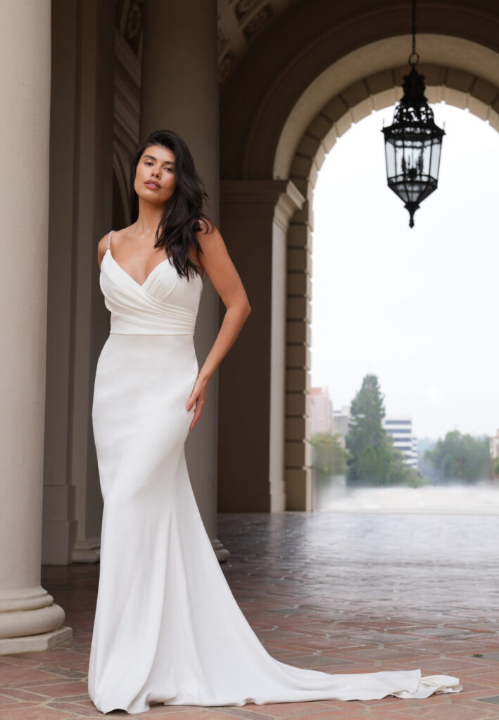 7753 Stella York Pure Bridal.c