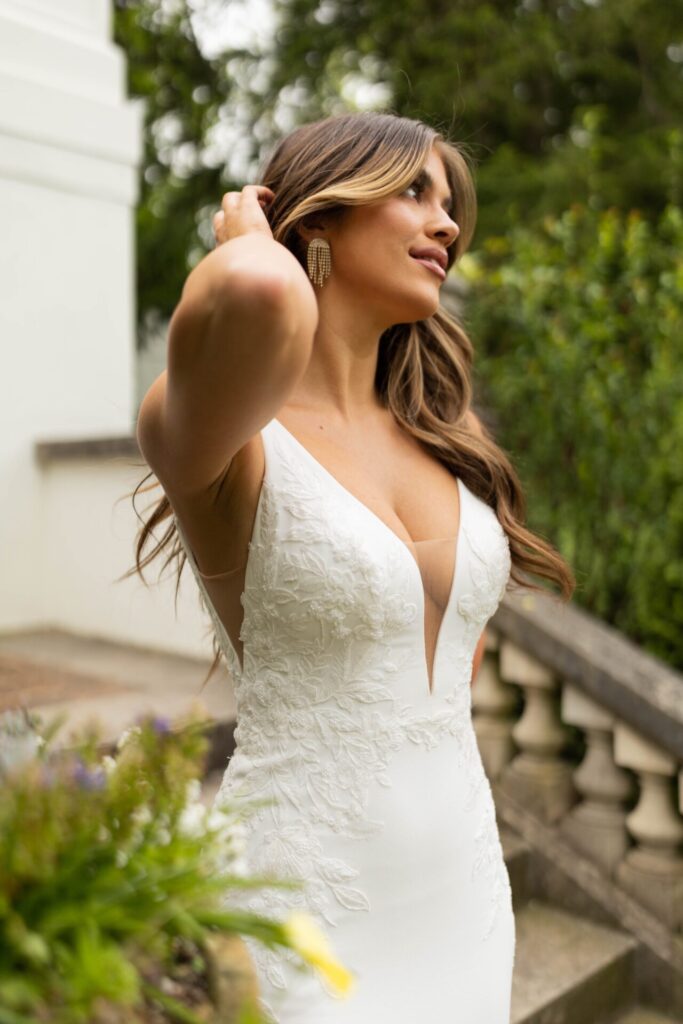 7774 Stella York Pure Bridal.b